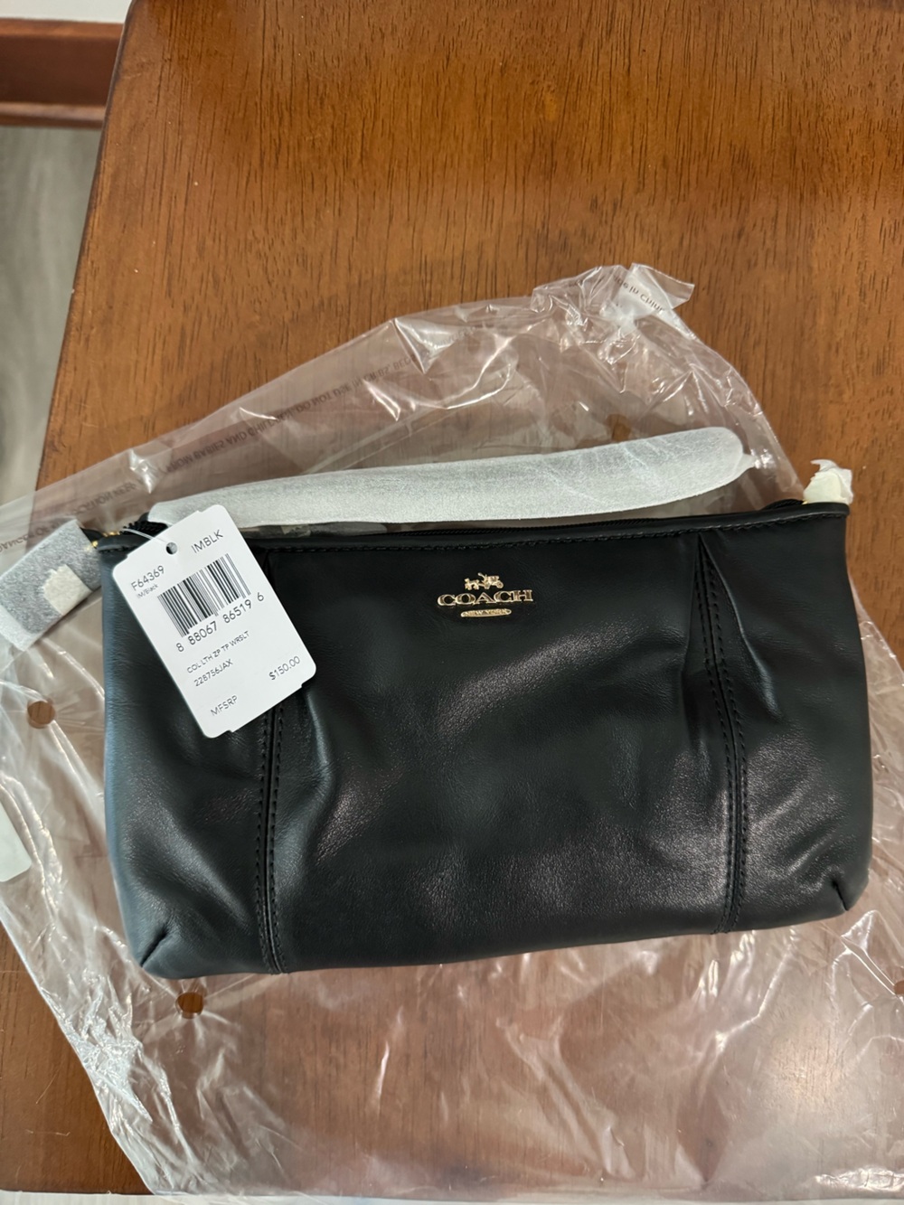 Coach Colette Black Smooth Leather Wristlet Clutch